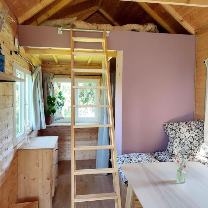 Nuit Insolite En Tiny House Questembert Eksteriør billede