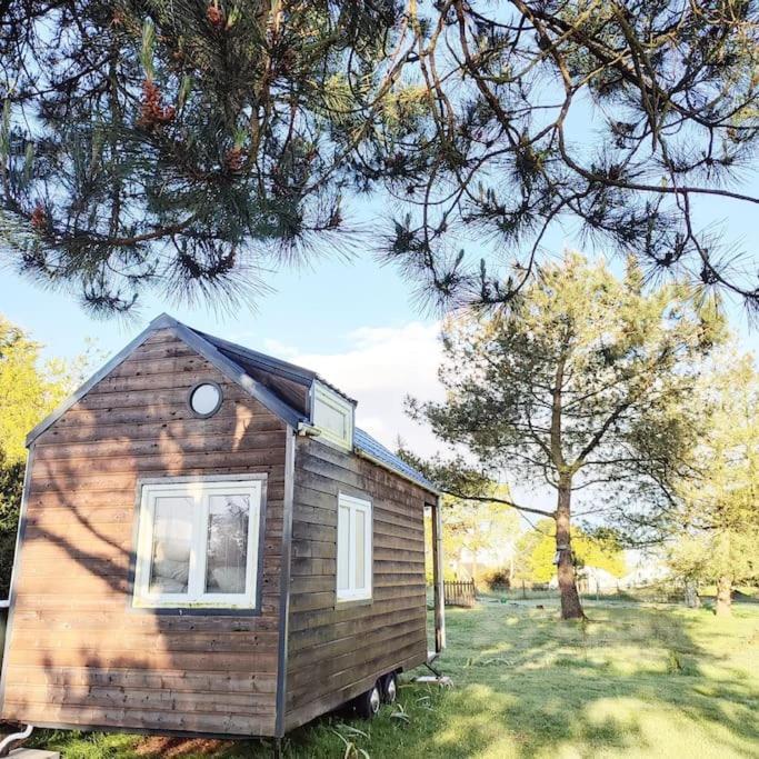 Nuit Insolite En Tiny House Questembert Eksteriør billede