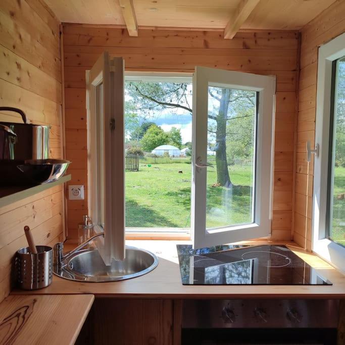Nuit Insolite En Tiny House Questembert Eksteriør billede